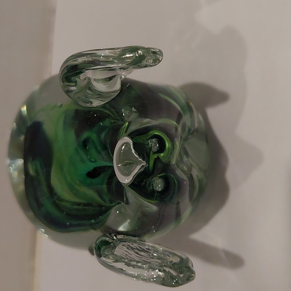 Vtg Cute Kerry Glass of Ireland Hand-blown Swirled Green Pig Figurine/paperweigh - Picture 2 of 6